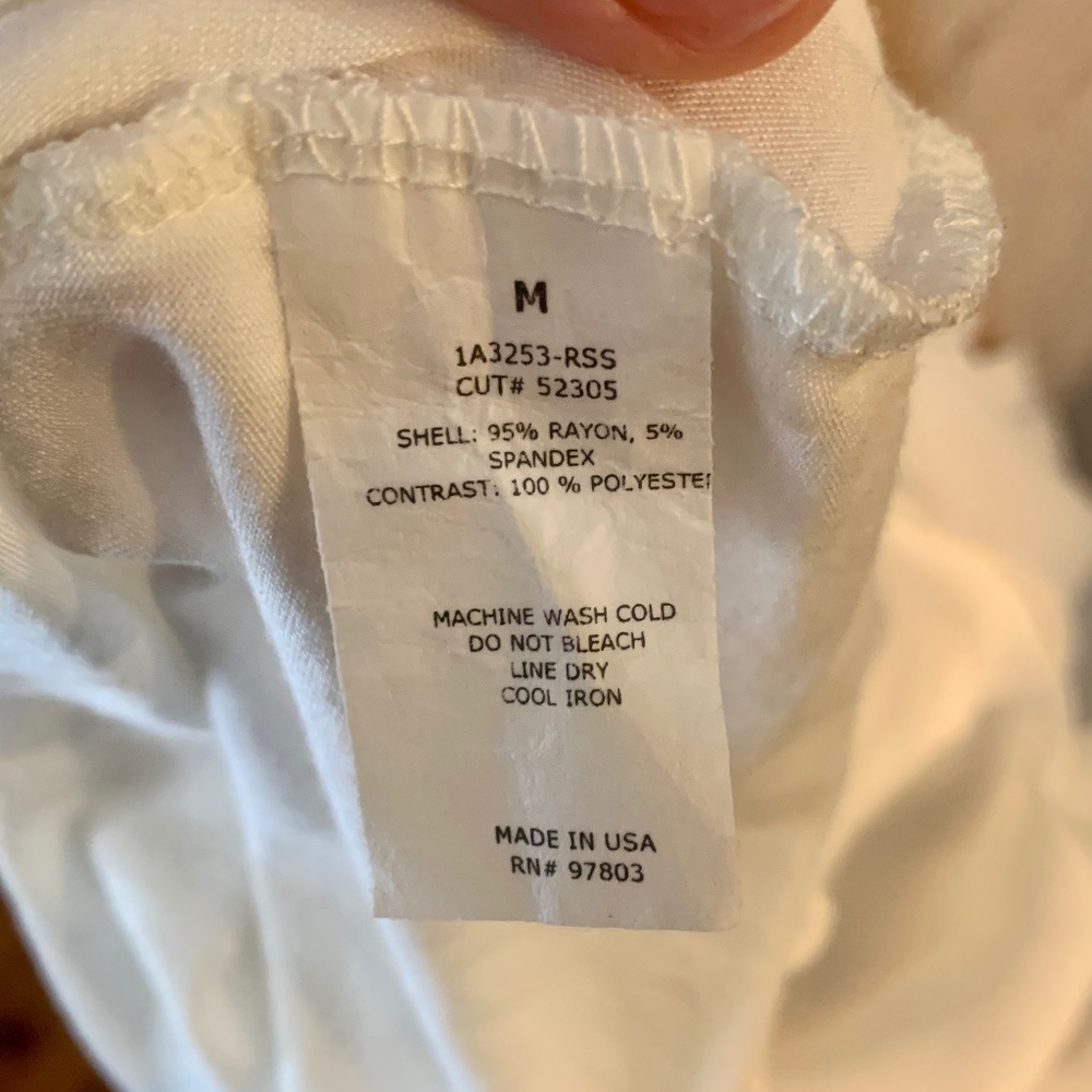 Green Envelope White Sleeveless Layered Blouse - Picture 6 of 6